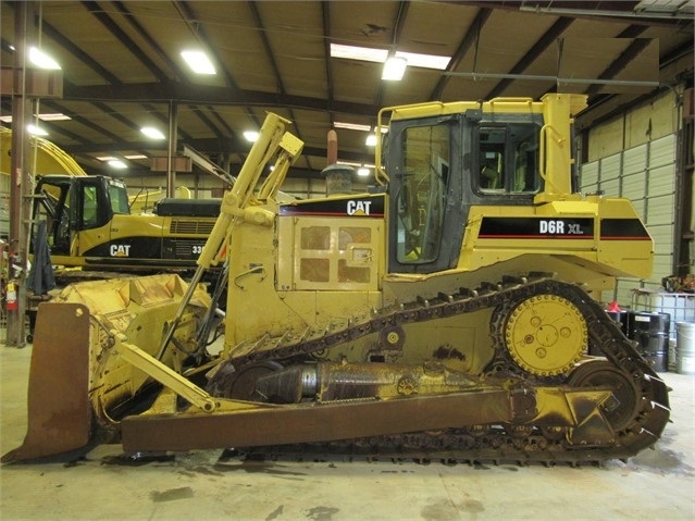 Dozers/tracks Caterpillar D6R