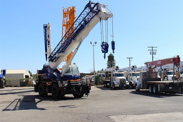 Gruas Tadano GR550