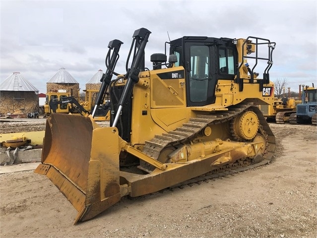 Tractores Sobre Orugas Caterpillar D6T en venta, usada Ref.: 1582245172947673 No. 3