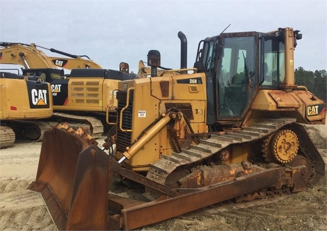 Dozers/tracks Caterpillar D6N