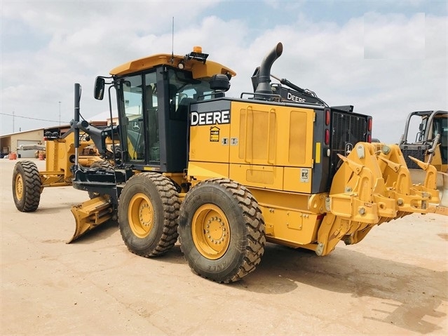 Motoconformadoras Deere 672G de segunda mano Ref.: 1582837917935145 No. 4