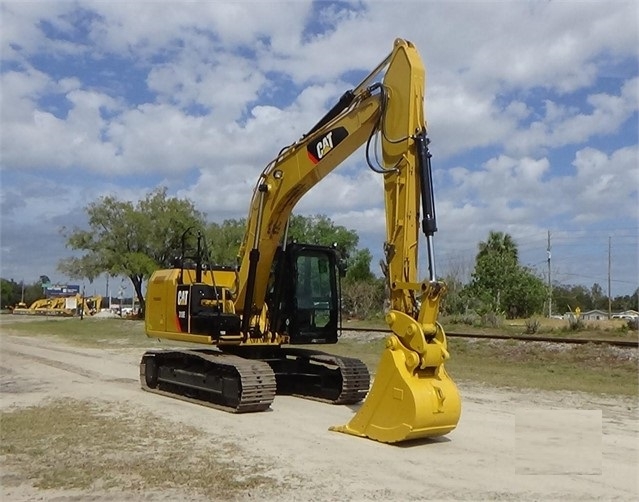 Excavadoras Hidraulicas Caterpillar 318 en buenas condiciones Ref.: 1583197775803545 No. 2