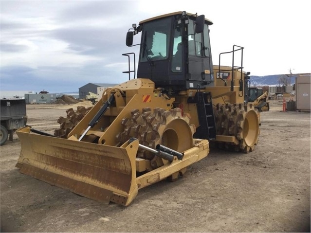 Compactadoras Suelos Y Rellenos Caterpillar 815 de segunda mano Ref.: 1584034945556319 No. 3