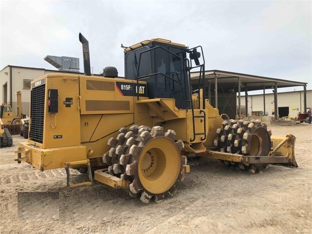 Compactadoras Suelos Y Rellenos Caterpillar 815F en venta Ref.: 1584052989799914 No. 3