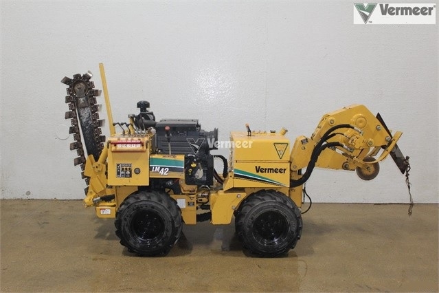 Trencher Vermeer LM42