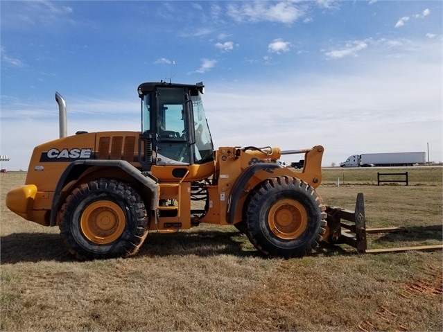 Wheel Loaders Case 821E