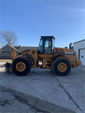 Wheel Loaders Case 821E