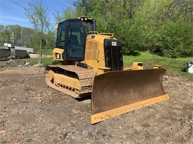 Dozers/tracks Caterpillar D5K