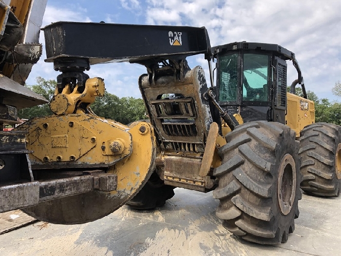 Forest Machines Caterpillar 525D