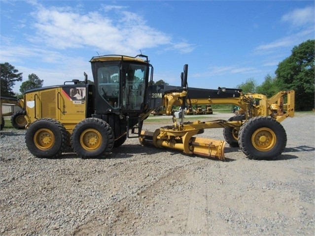 Motoconformadoras Caterpillar 120M de segunda mano en venta Ref.: 1586487389313454 No. 3