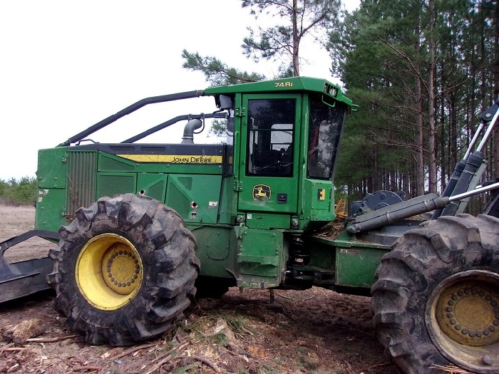 Forestales Maquinas Deere 748L en venta Ref.: 1587141991517062 No. 2