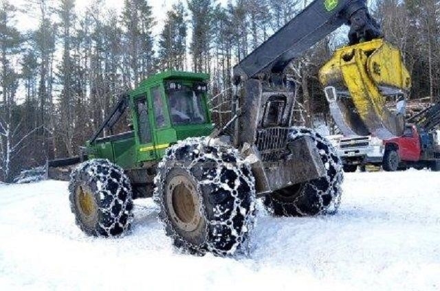 Forest Machines Deere 748H