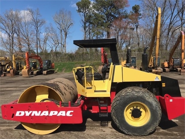 Compactadora Vibratoria Dynapac CA250D