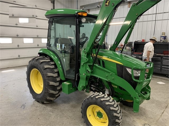 Agricultura Maquinas Deere 4052R en venta Ref.: 1590441933103301 No. 2