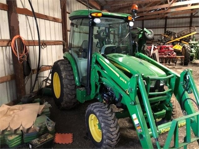 Agricultura Maquinas Deere 4052R de segunda mano a la venta Ref.: 1590442700199553 No. 3