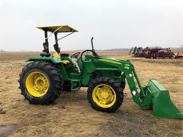 Agricultura Maquinas Deere 5055E seminueva en perfecto estado Ref.: 1590518654961723 No. 2