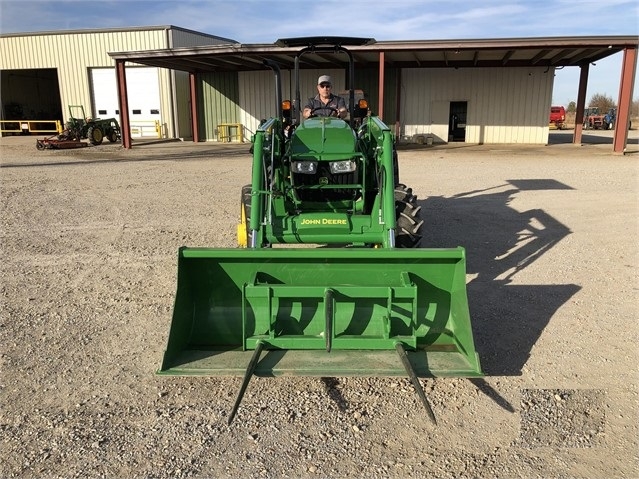 Agricultura Maquinas Deere 5065E de segunda mano en venta Ref.: 1590682771764246 No. 3