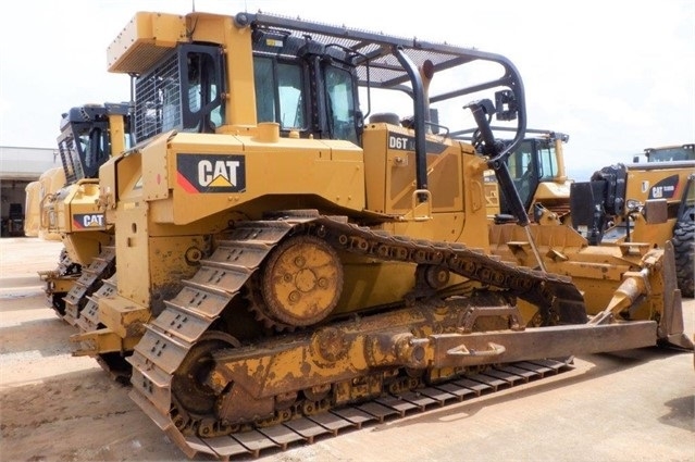 Tractores Sobre Orugas Caterpillar D6T