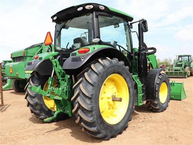 Agricultura Maquinas Deere 6110 seminueva en venta Ref.: 1591633370017018 No. 4