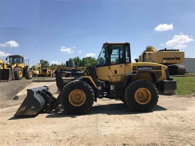 Wheel Loaders Komatsu WA200