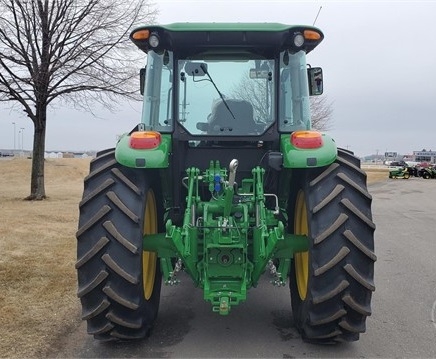 Agricultura Maquinas Deere 6120 seminueva en venta Ref.: 1592604410691816 No. 4