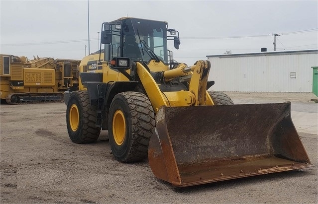 Cargadoras Sobre Ruedas Komatsu WA320 seminueva en perfecto estad Ref.: 1593133885642306 No. 2