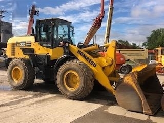 Cargadoras Sobre Ruedas Komatsu WA320