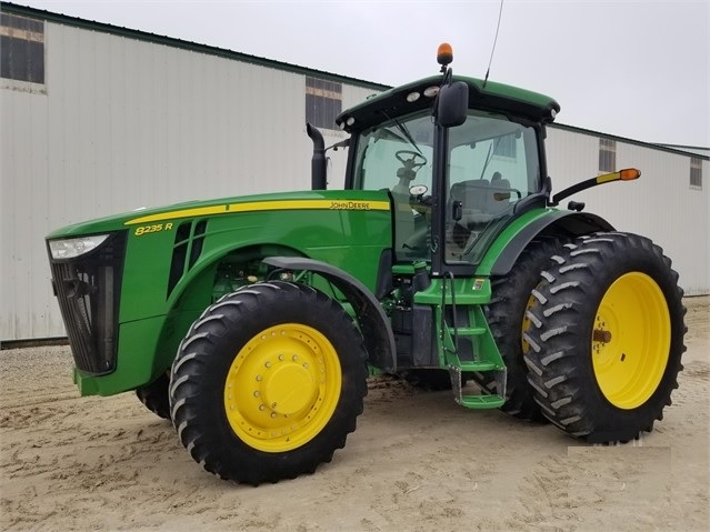 Agricultura Maquinas Deere 8235R