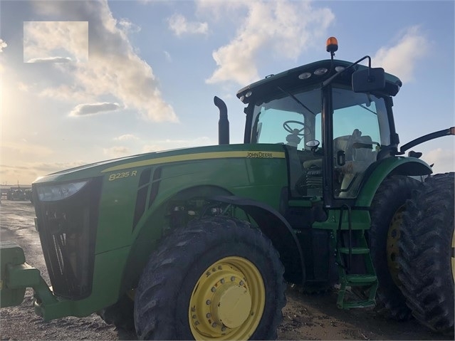 Agriculture Machines Deere 8235R