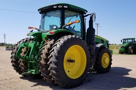 Agricultura Maquinas Deere 8245R de bajo costo Ref.: 1595868205084621 No. 4