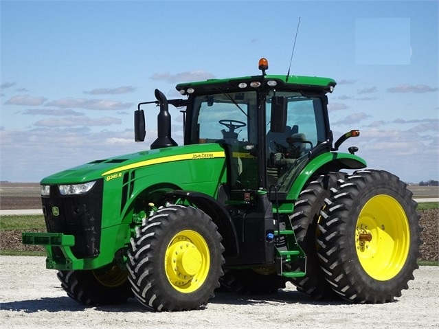 Agricultura Maquinas Deere 8245R