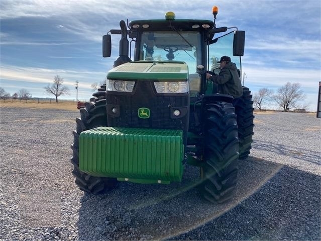 Agricultura Maquinas Deere 8245R importada en buenas condiciones Ref.: 1595876189834450 No. 2