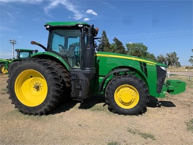 Agriculture Machines Deere 8245R