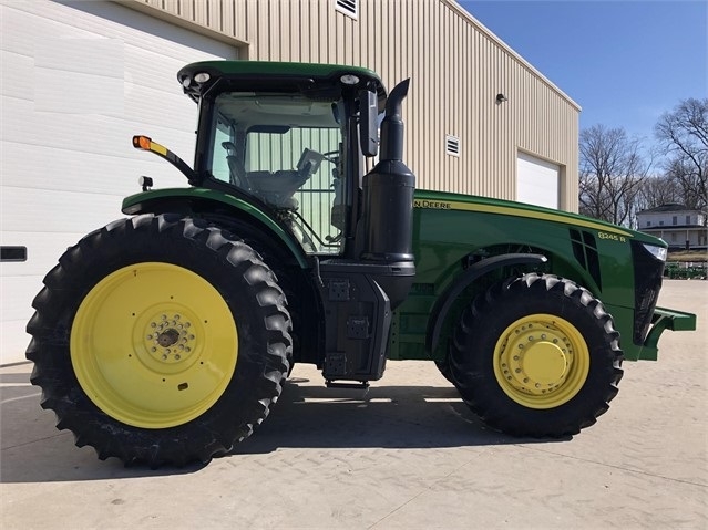 Agricultura Maquinas Deere 8245R usada de importacion Ref.: 1596124760473988 No. 2