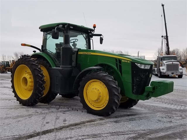 Agricultura Maquinas Deere 8245R usada a la venta Ref.: 1596305117750952 No. 2