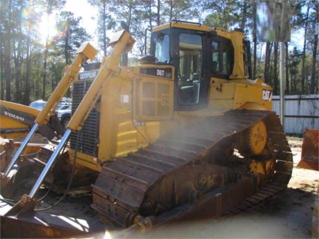 Dozers/tracks Caterpillar D6T