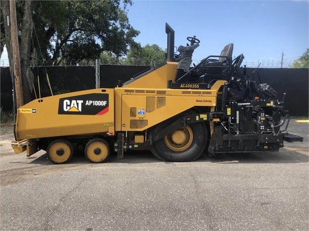 Pavers Caterpillar AP-650B