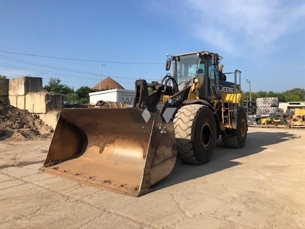 Cargadoras Sobre Ruedas Deere 824K