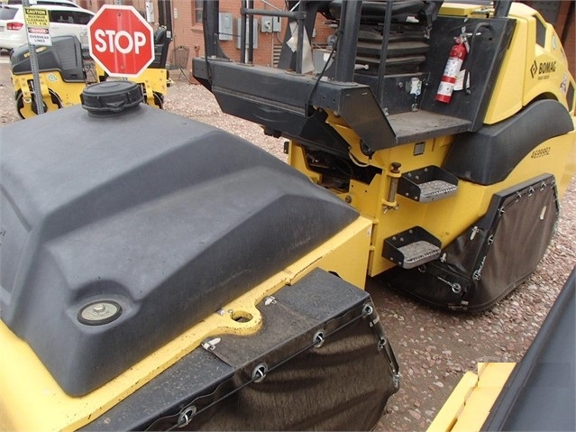 Compactadora Con Llantas Bomag BW11RH en venta Ref.: 1602105454193947 No. 3