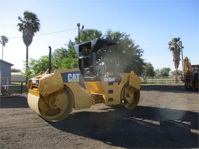 Compactadora De Doble Rodillo Caterpillar CB-534D seminueva en pe Ref.: 1602181297994591 No. 3