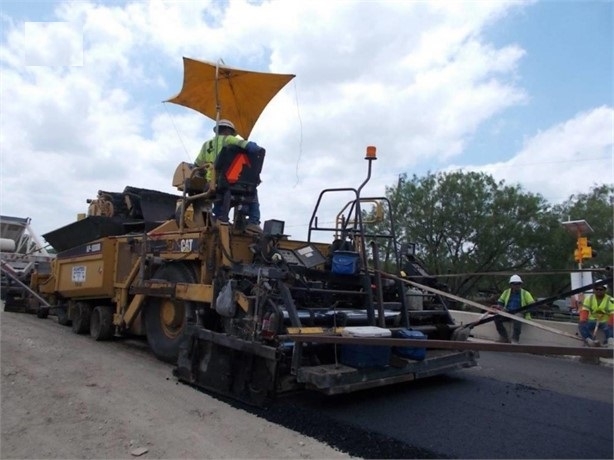 Pavimentadoras Caterpillar AP-1000B de medio uso en venta Ref.: 1602182049819552 No. 2