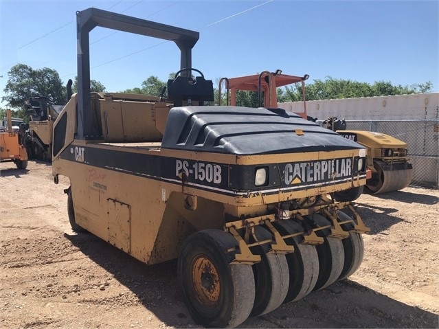 Compactadora Con Llantas Caterpillar PS-150B