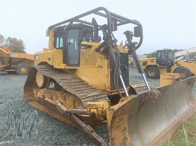 Dozers/tracks Caterpillar D6T