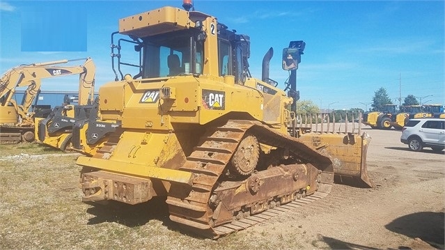 Tractores Sobre Orugas Caterpillar D6T de medio uso en venta Ref.: 1605302143619439 No. 2