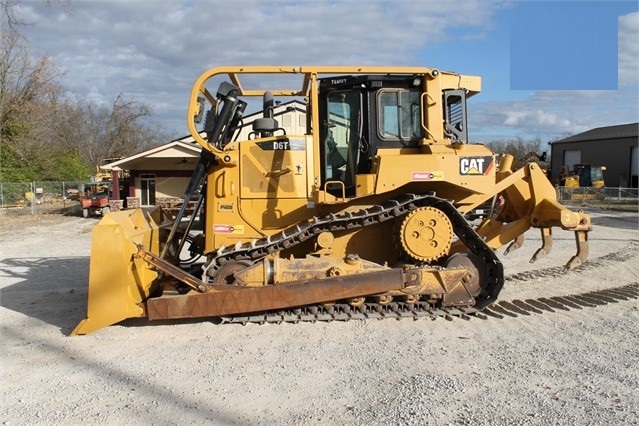 Tractores Sobre Orugas Caterpillar D6T de medio uso en venta Ref.: 1605302629681481 No. 2