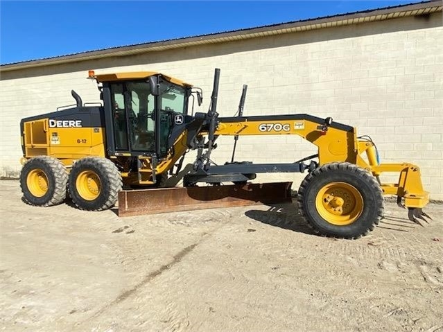 Motor Graders Deere 670G