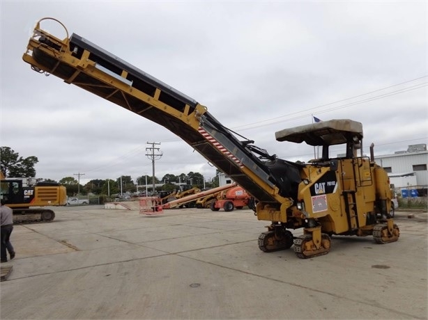 Recycles Caterpillar PM-102