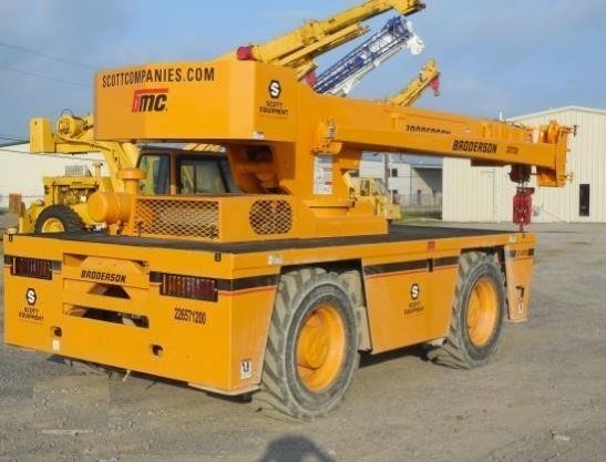 Gruas Broderson IC200 de medio uso en venta Ref.: 1607192849684640 No. 2