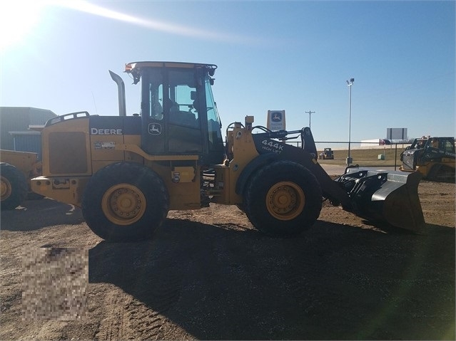 Cargadoras Sobre Ruedas Deere 444K de medio uso en venta Ref.: 1607729454275011 No. 3