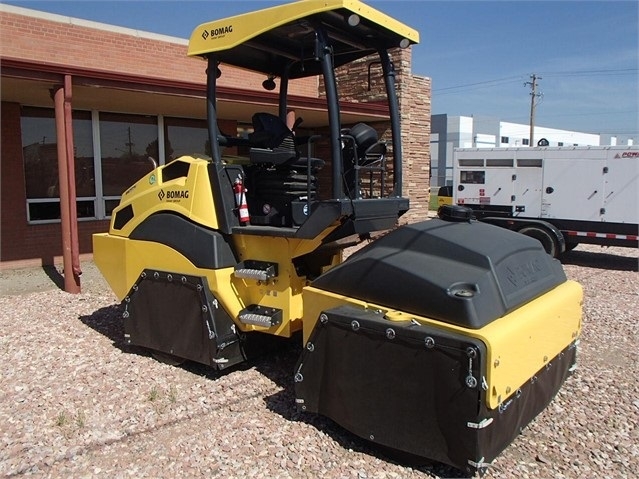 Compactadora Con Llantas Bomag BW11RH en venta Ref.: 1613771960315887 No. 4